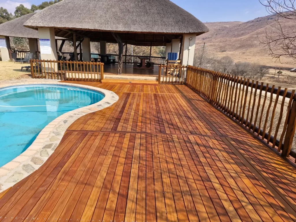 Swimming Pool decking with Lapa in the background